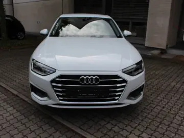 AUDI A4 35 TDI S tronic S line~ 1 HAND