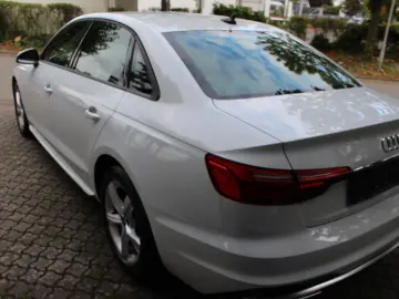 AUDI A4 35 TDI S tronic S line~ 1 HAND