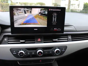 AUDI A4 35 TDI S tronic S line~ 1 HAND