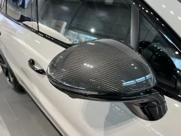 PORSCHE Cayenne Turbo E-Hybrid GT-Paket