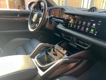 PORSCHE Cayenne Turbo E-Hybrid GT-Paket