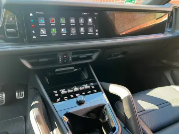 PORSCHE Cayenne Turbo E-Hybrid GT-Paket
