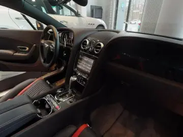 Bentley Continental GT V8S NEW BLACKEDITION 1of20