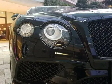 Bentley Continental GT V8S NEW BLACKEDITION 1of20