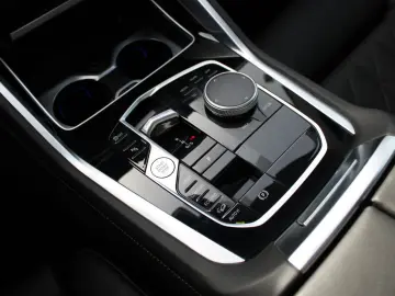 BMW X6 x40d M Sport HUD ACC Soft-Close PanoD.H K 22