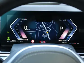 BMW X6 x40d M Sport HUD ACC Soft-Close PanoD.H K 22