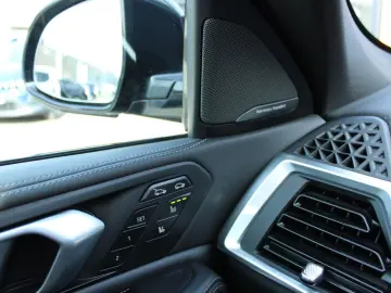 BMW X6 x40d M Sport HUD ACC Soft-Close PanoD.H K 22