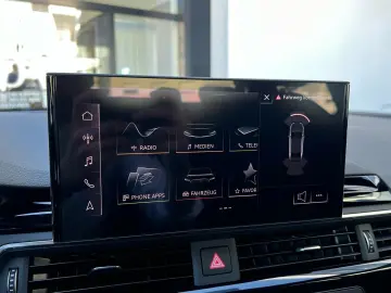 AUDI A4 35 TFSI S-Line LED Navi PDC CarPlay 19 LM