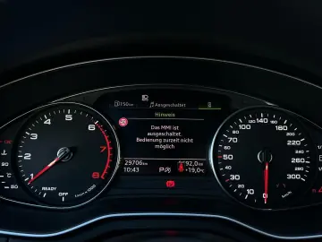 AUDI A4 35 TFSI S-Line LED Navi PDC CarPlay 19 LM