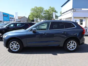 VOLVO XC60 D3 Momentum AHK