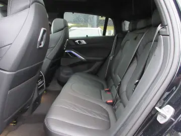 BMW X6 40d M-Sport Pro M-Sitze 22  Standhzg AHK