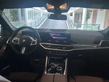 BMW X6 xDrive 40d M-Sport StandHZG AHK Pano Navi HK