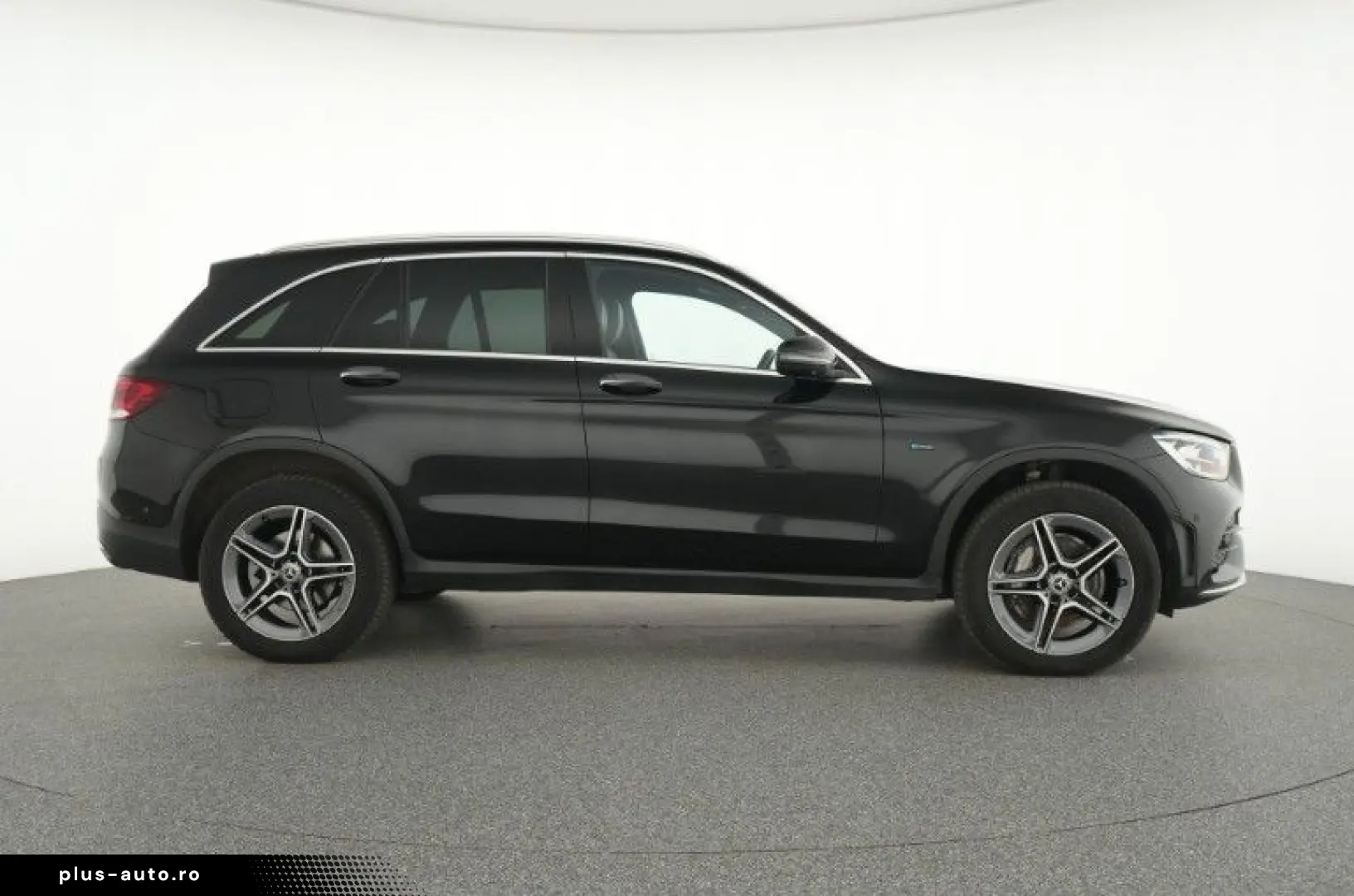 MERCEDES-BENZ GLC 300de AMG-LINE KAM VIRTUEL 360 AHK LED