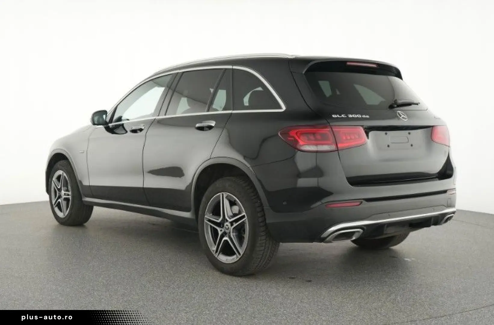 MERCEDES-BENZ GLC 300de AMG-LINE KAM VIRTUEL 360 AHK LED