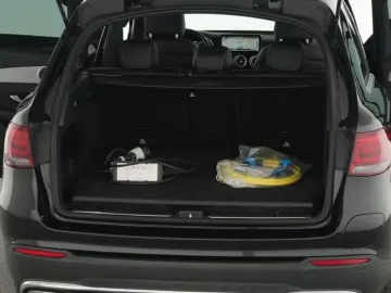 MERCEDES-BENZ GLC 300de AMG-LINE KAM VIRTUEL 360 AHK LED