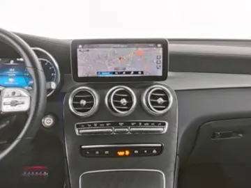 MERCEDES-BENZ GLC 300de AMG-LINE KAM VIRTUEL 360 AHK LED