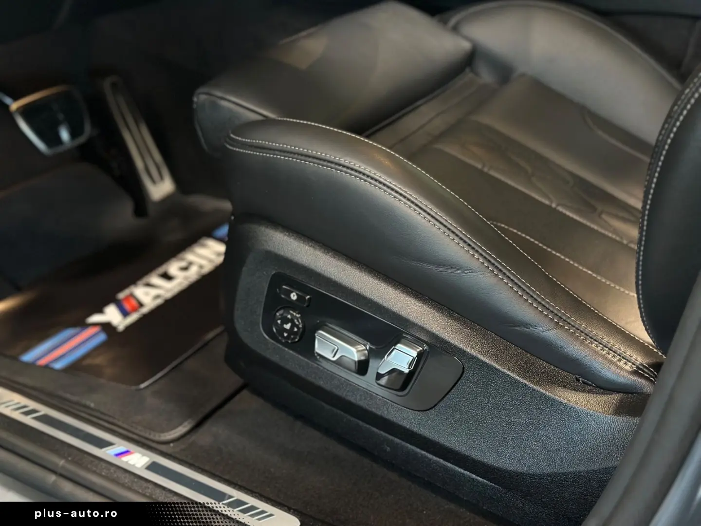 BMW X6 xDrive40d M Sport 1.HA PANO AHK 22LM H&K