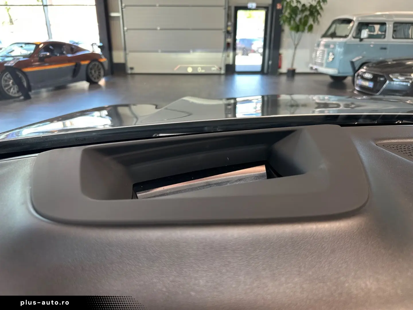 BMW X6 xDrive40d M Sport 1.HA PANO AHK 22LM H&K