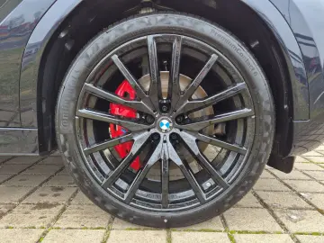 BMW X6 xDrive40d M Sport Sportpaket Gestiksteuerung