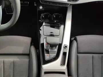 AUDI A4 Limousine 35 TFSI S tronic advanced S line MA