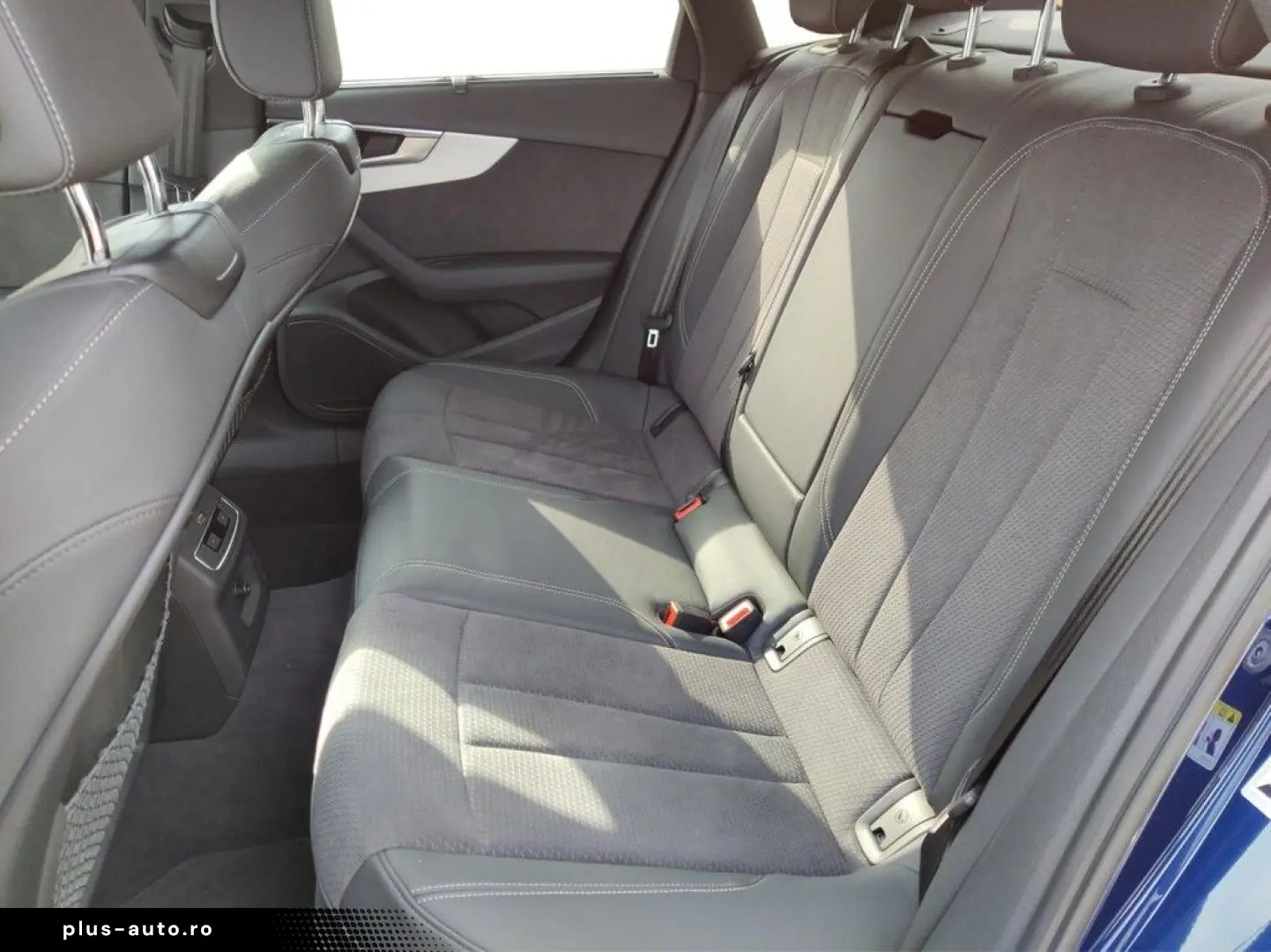 AUDI A4 Limousine 35 TFSI S tronic advanced S line MA