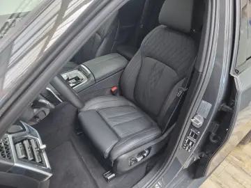 BMW X6 xDrive40d M Sport Pro AHK 22Zoll Sitzlüftung