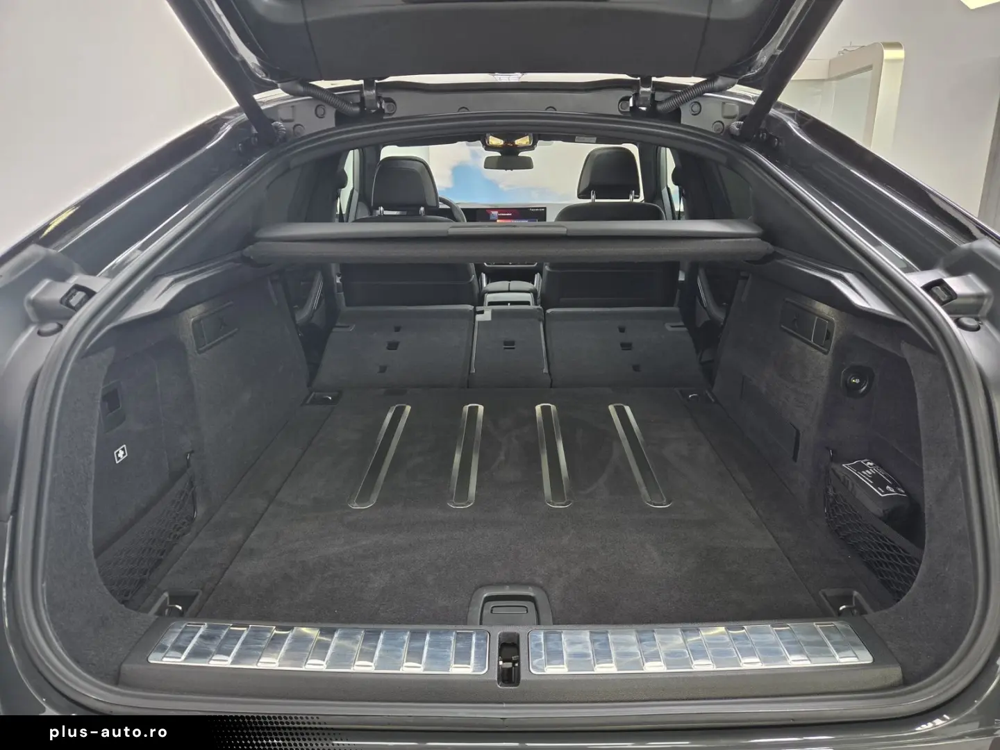 BMW X6 xDrive40d M Sport Pro AHK 22Zoll Sitzlüftung