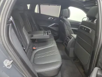 BMW X6 xDrive40d M Sport Pro AHK 22Zoll Sitzlüftung