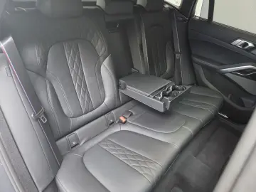 BMW X6 xDrive40d M Sport Pro AHK 22Zoll Sitzlüftung