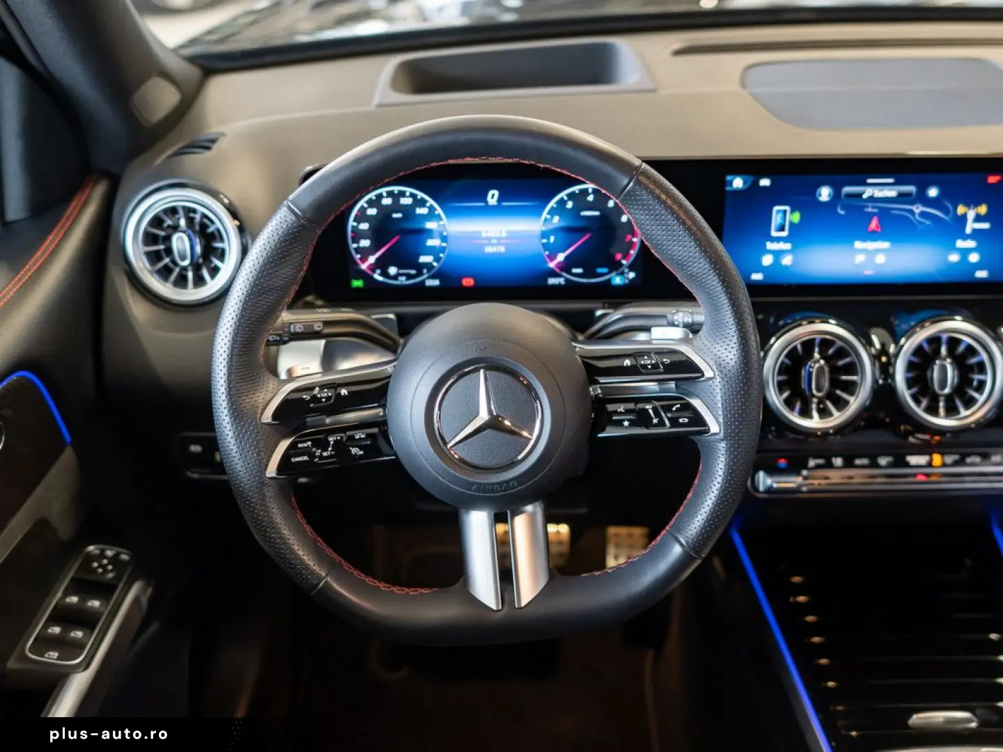 MERCEDES-BENZ GLB 250 4M AMG Sport Premium  LED Pano HUD