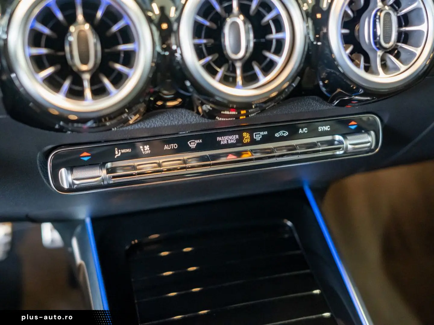MERCEDES-BENZ GLB 250 4M AMG Sport Premium  LED Pano HUD