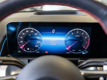 MERCEDES-BENZ GLB 250 4M AMG Sport Premium  LED Pano HUD