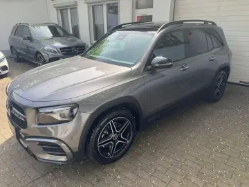 MERCEDES-BENZ GLB 200 AMG Line Pano Memory 360  AHK LED MBUX