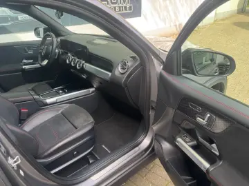 MERCEDES-BENZ GLB 200 AMG Line Pano Memory 360  AHK LED MBUX