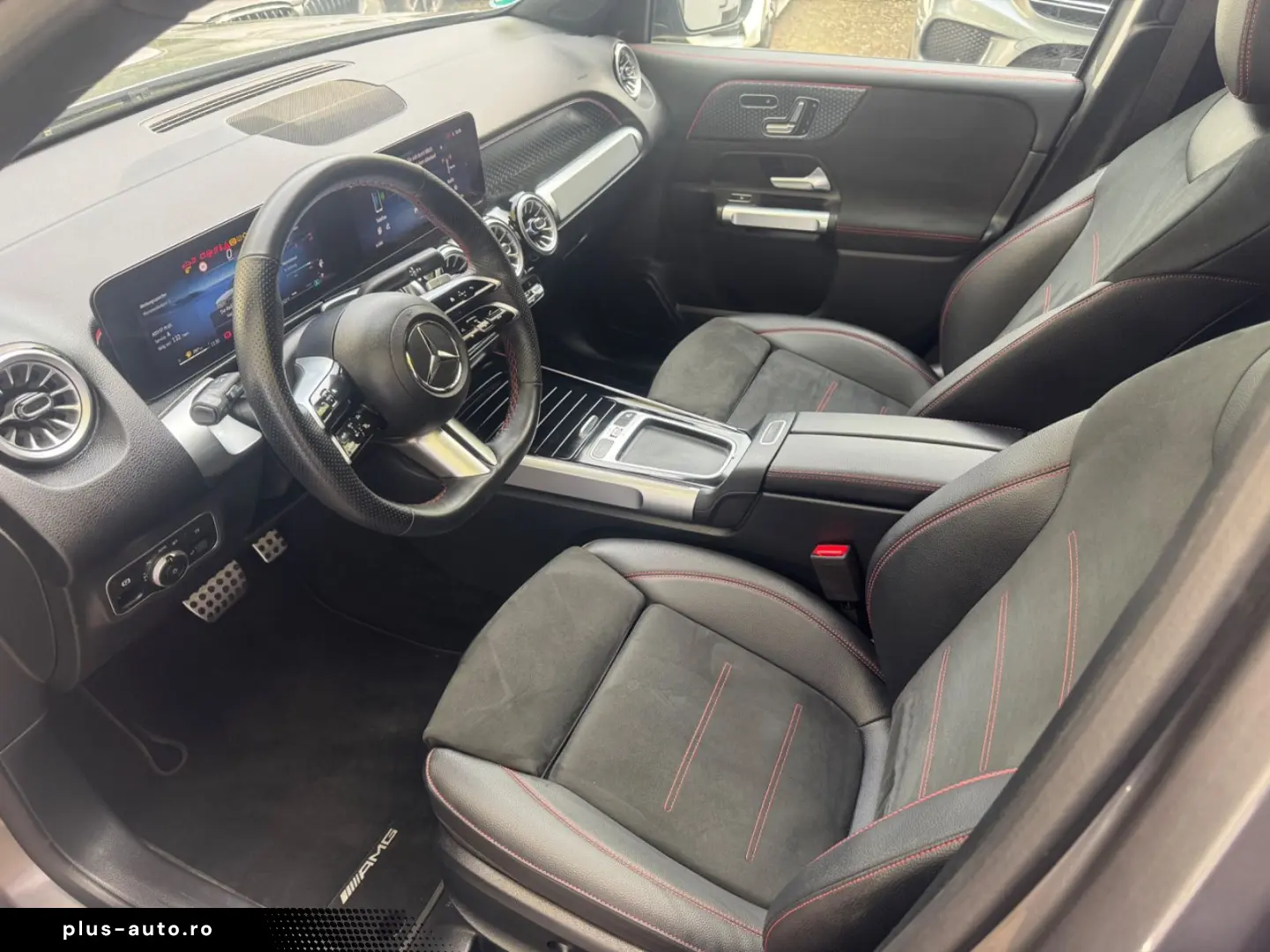 MERCEDES-BENZ GLB 200 AMG Line Pano Memory 360  AHK LED MBUX