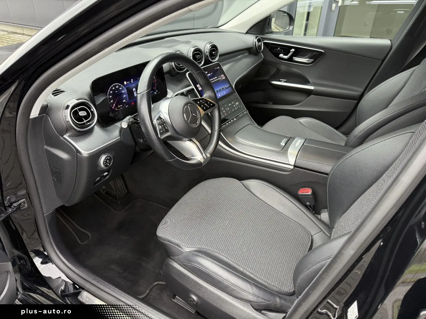 MERCEDES-BENZ C 220 d T AVANTGARDE LED KAMERA AHK.