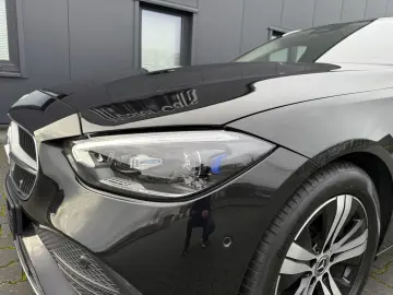 MERCEDES-BENZ C 220 d T AVANTGARDE LED KAMERA AHK.