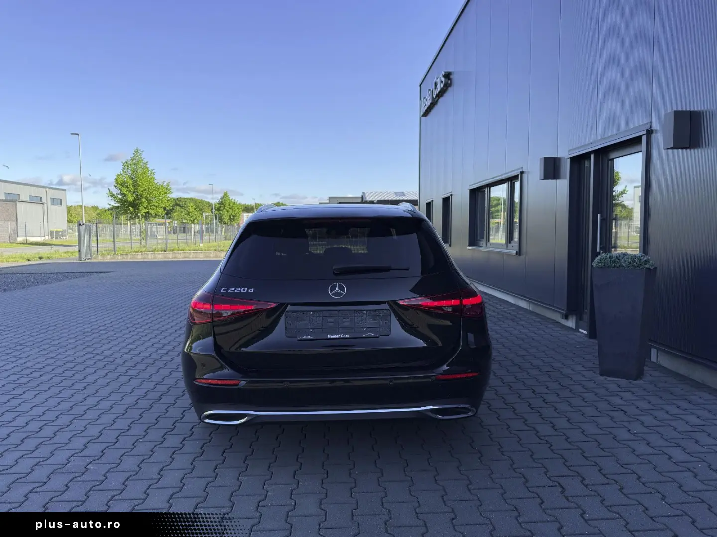 MERCEDES-BENZ C 220 d T AVANTGARDE LED KAMERA AHK.