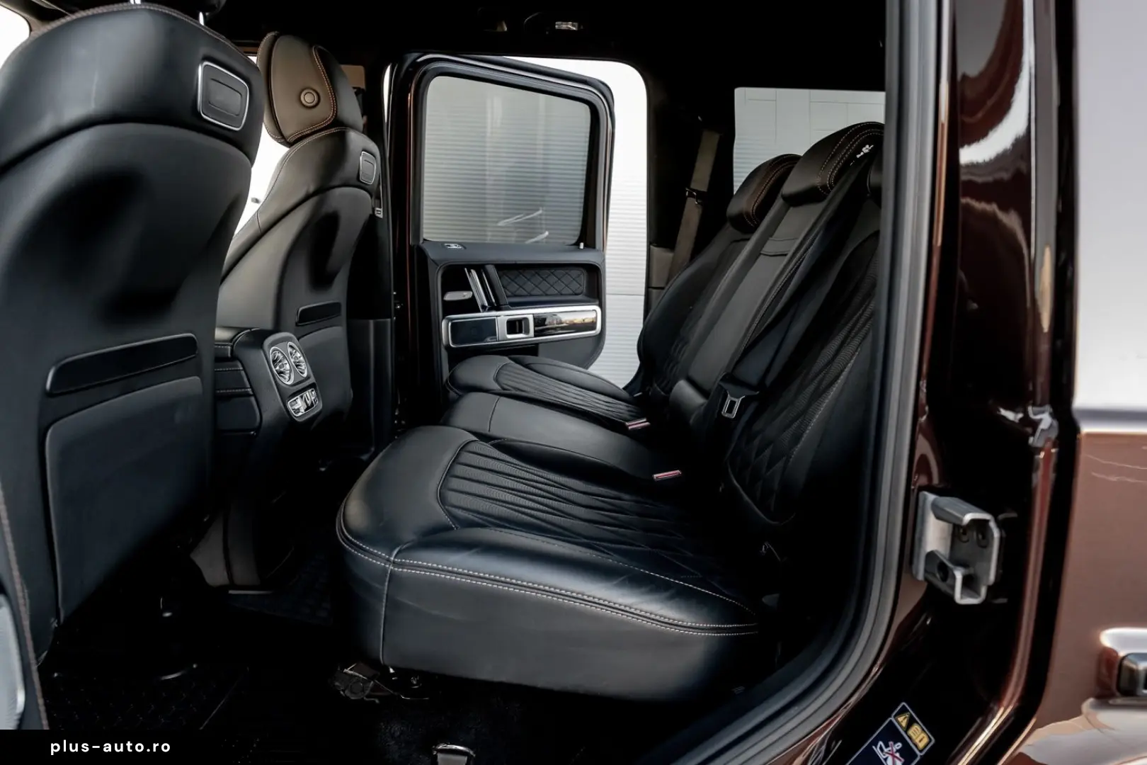 MERCEDES-BENZ G 63 AMG G Station Manufaktur V8