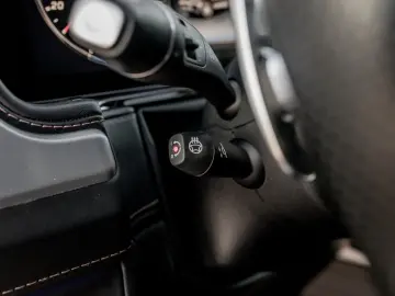 MERCEDES-BENZ G 63 AMG G Station Manufaktur V8