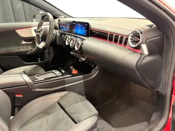 MERCEDES-BENZ CLA 45 S AMG Shooting Brake Facelift