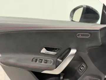MERCEDES-BENZ CLA 250 Shooting Brake AMG-LINE PANO  360