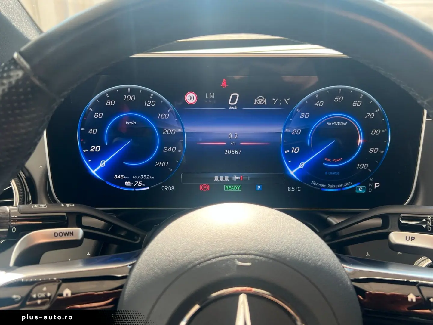 MERCEDES-BENZ EQE 43 AMG 4M Pano-Dach Distronic Memory