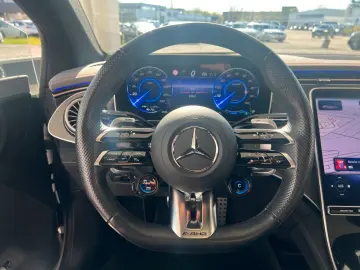 MERCEDES-BENZ EQE 43 AMG 4M Pano-Dach Distronic Memory