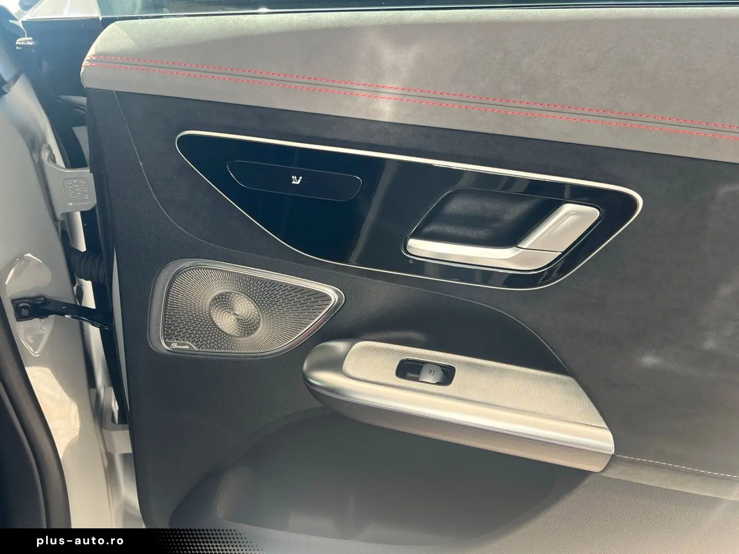 MERCEDES-BENZ EQE 43 AMG 4M Pano-Dach Distronic Memory