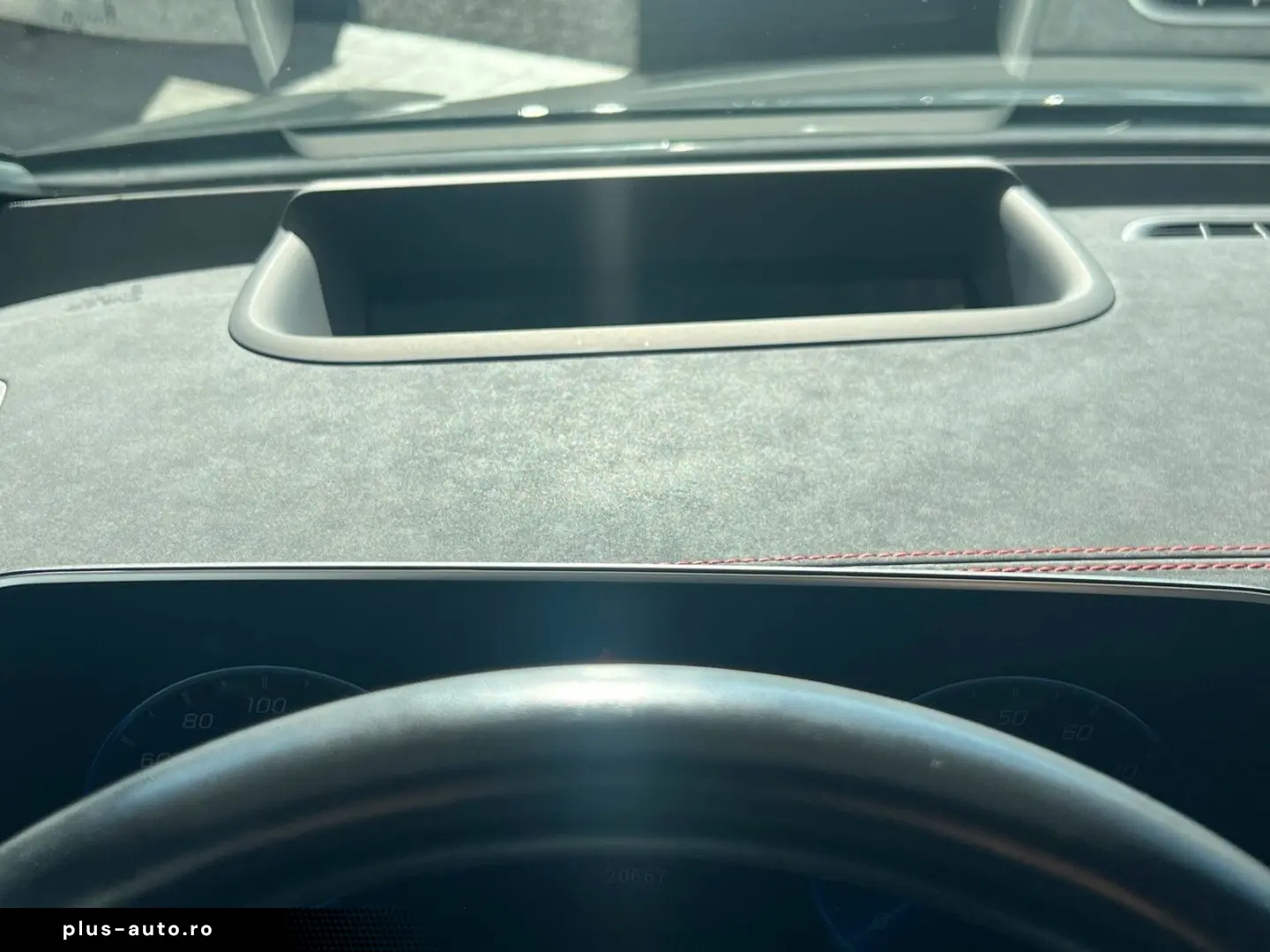 MERCEDES-BENZ EQE 43 AMG 4M Pano-Dach Distronic Memory