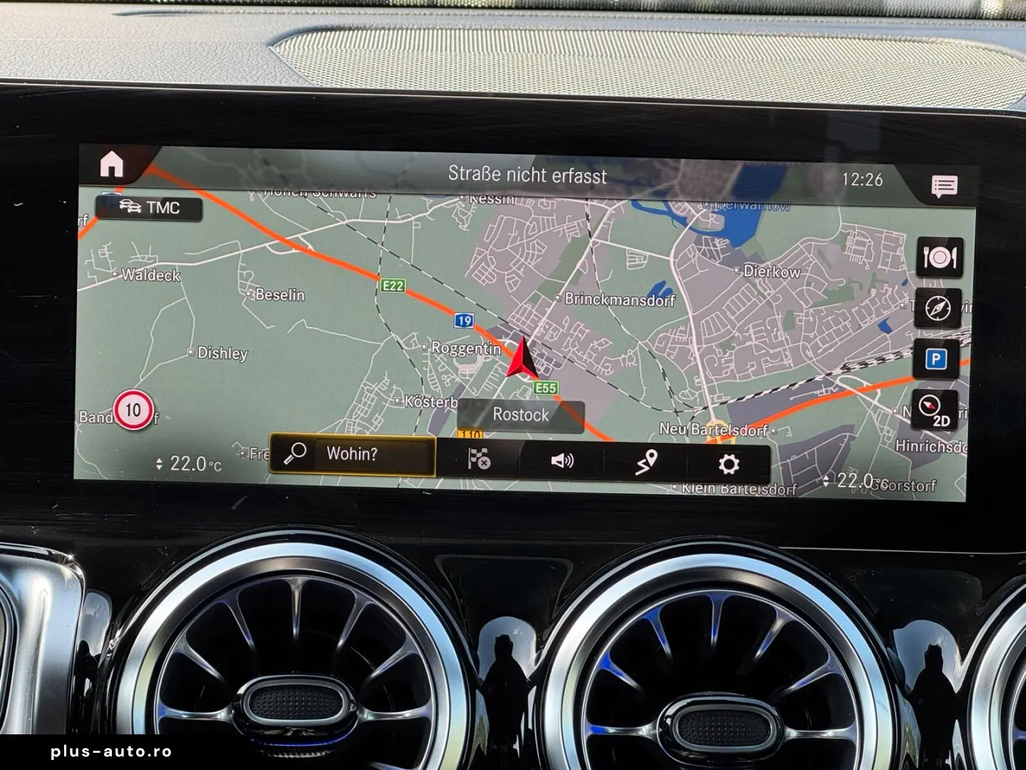 MERCEDES-BENZ GLB 35 4M Distro Pano Multibeam PerfoLenkrad