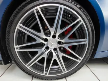 MERCEDES-BENZ C 63 S AMG T 4Matic  E Performance