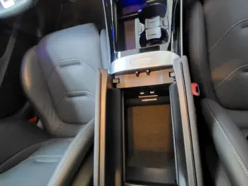 MERCEDES-BENZ C 63 S AMG T 4Matic  E Performance