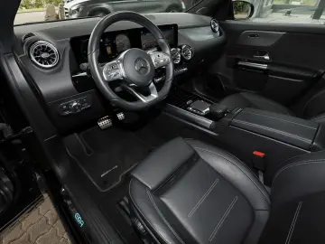 MERCEDES-BENZ EQA 250 AMG PANO DISTRO 360  KEYLESS NIGHT 20